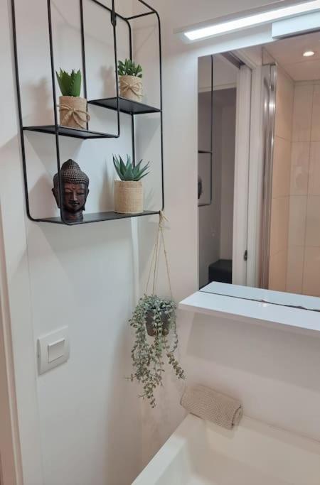 Nalan Orrygeois, Spa, Sauna, Proche Asterix 외부 사진